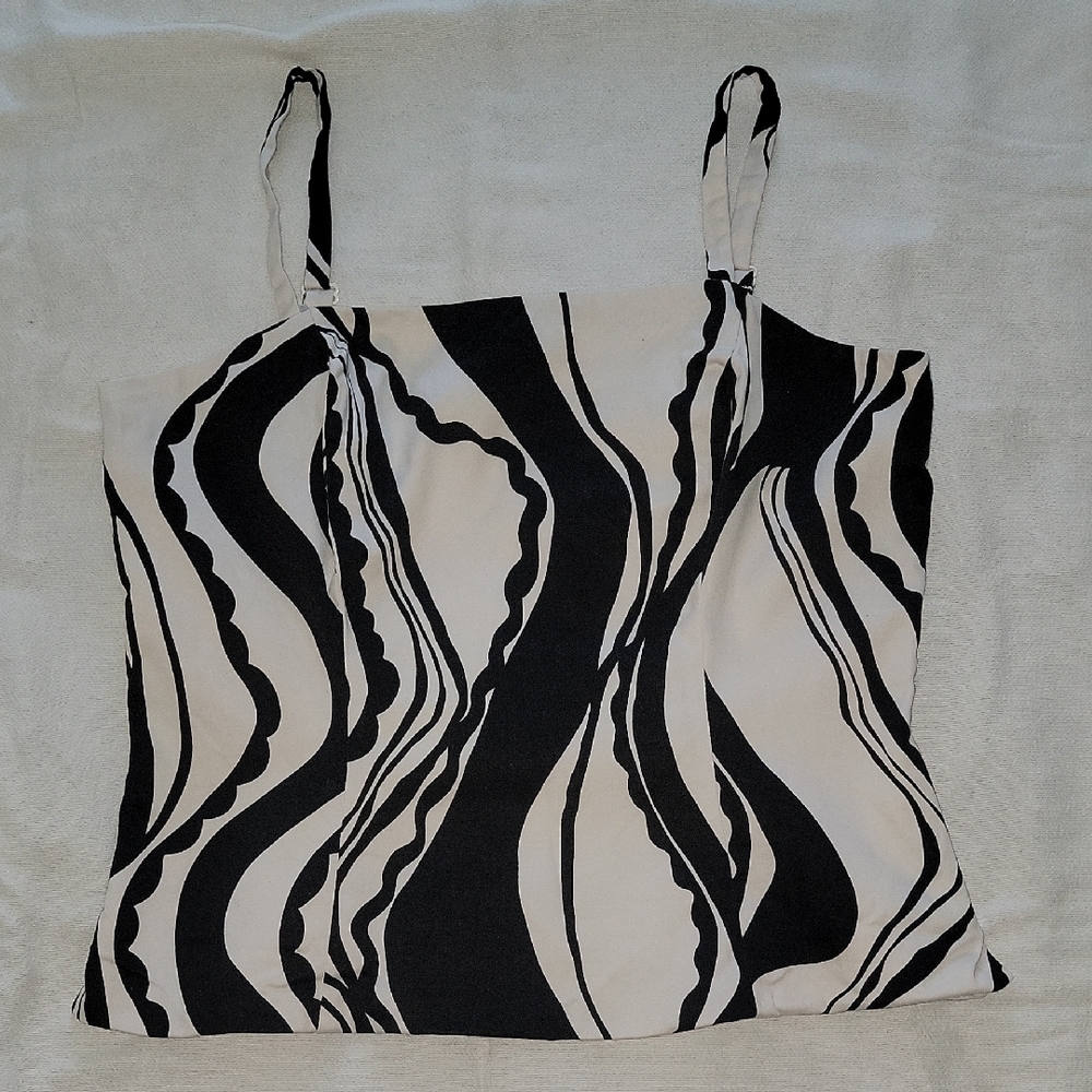 Cato Black and White Abstract Camisole